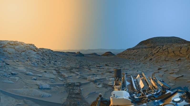 ثبت نمایی بی‌نظیر از تفاوت صبح و بعد از ظهر مریخ توسط مریخ‌نورد ناسا/ عکس