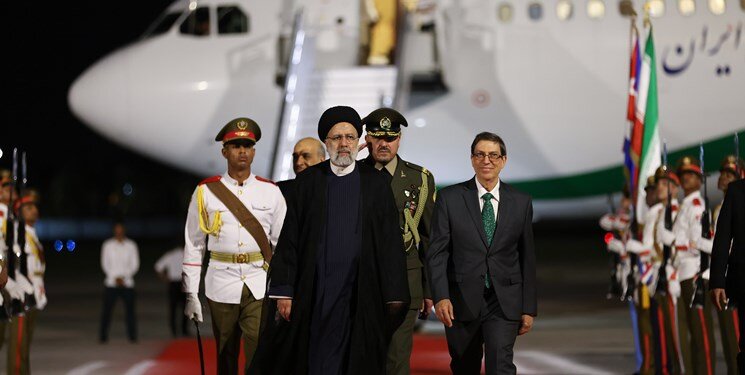 رئیسی وارد کوبا شد + عکسها