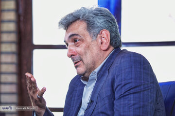 پیروز حناچی در کافه خبر خبرآنلاین