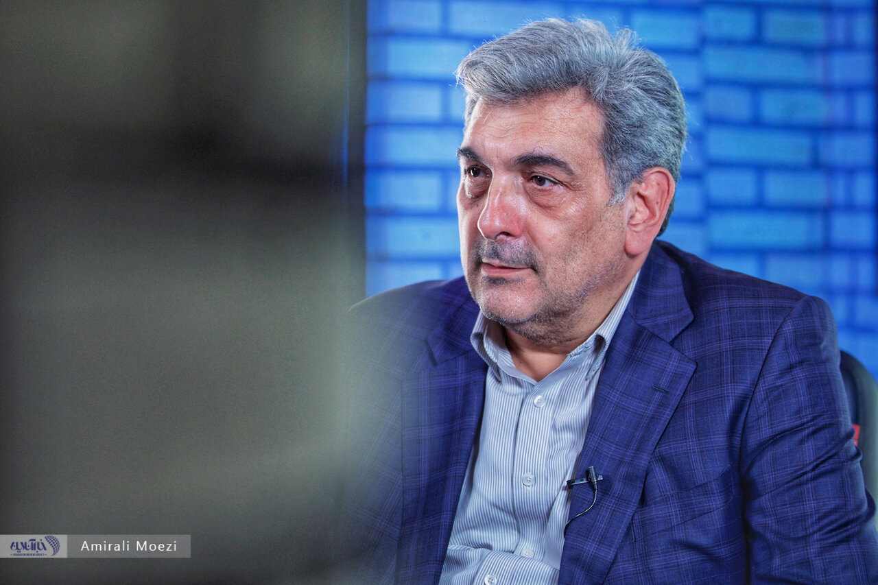 ژاپنیها گفتند با زلزله ۷ ریشتری، تهران ۴۰۰هزار کشته میدهد؛ نباید با چند روز تعطیلی تهرانیها مثل جنزدهها فرار کنند/ در شورای عالی شهرسازی دپرس شدم