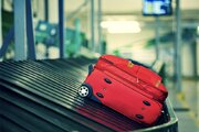 ببینید | ترفند باور نکردنی سارقان برای سرقت چمدان‌ها در فرودگاه!