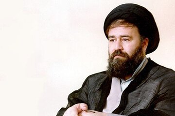 عکس دیده نشده از سیدحسن خمینی با پوششی متفاوت / سیدمحمد خاتمی وارد شد