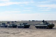 ببینید | حرکت تجهیزات توپخانه‌ای آذربایجان به سمت مرز ارمنستان!