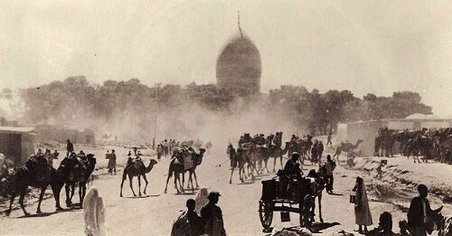 مرده‌ها از زنده‌ها چه می‌خواستند؟/ کفن‌پوشان خوفناک در میدان سرقبرآقا