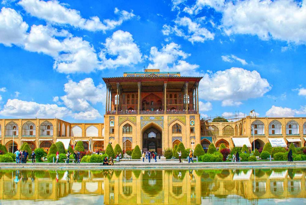 مزایا و معایب سفربه اصفهان با هواپیما