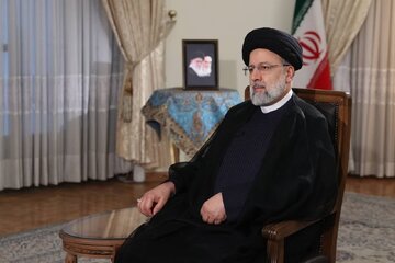واکنش یک فعال سیاسی به گفتگوی دیشب رییسی: این اظهارات آقای رئیسی نوعی خودزنی سیاسی است ...