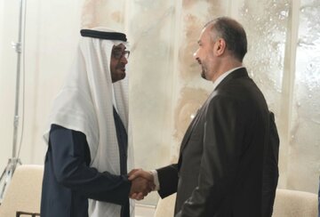 رئيسي يوجه دعوة الى رئيس دولة الإمارات لزيارة إيران