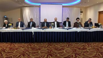 تاکید امیر عبداللهیان بر نقش مهم ایرانیان مقیم امارات در روابط اقتصادی و تجاری دو کشور