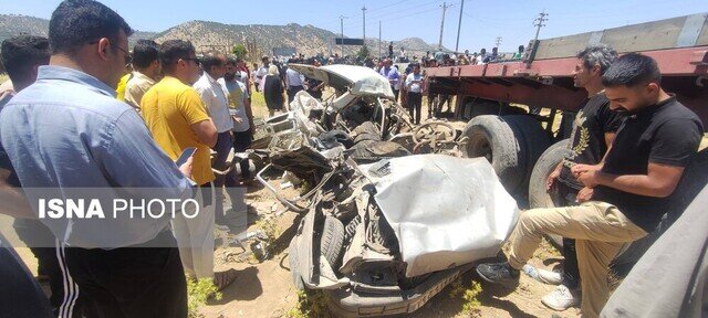 تصادف تریلی با ۱۴ خودرو فوتی و مجروح بر جای گذاشت/ عکس