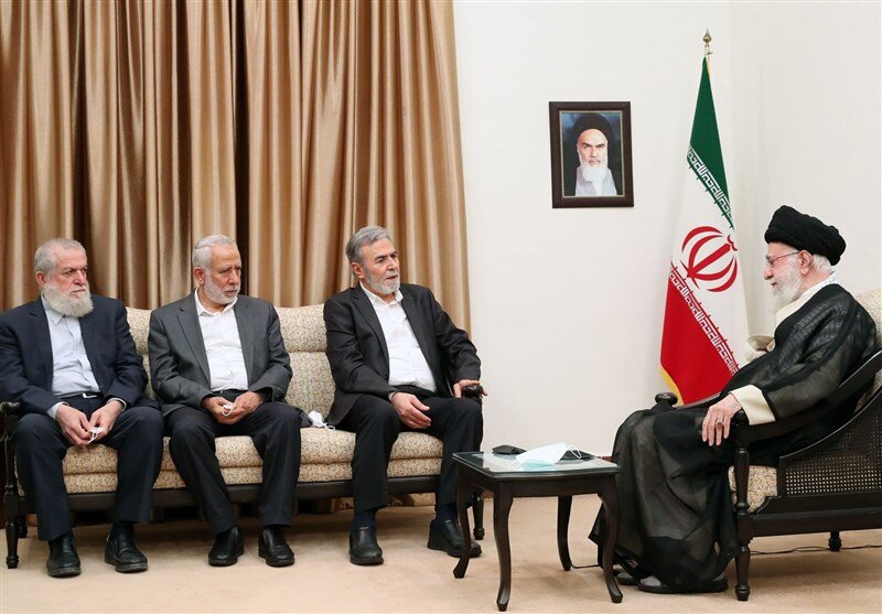 روایت شنیدنی «نافذ عزام» از دیدار با رهبر انقلاب/ همان احساس حسنین هیکل در دیدار با امام خمینی(ره) در ما احیا شد