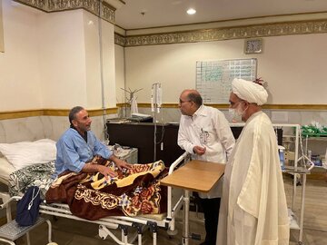 بازدید نماینده رهبر معظم انقلاب در هلال احمر از روند ارائه خدمات درمانگاه شبانهروزی/سلامتی حجاج  از اولویتهای هلال احمر است بازدید نماینده رهبر معظم انقلاب در هلال احمر از روند ارائه خدمات درمانگاه شبانهروزی/سلامتی حجاج  از اولویتهای هلال احمر است