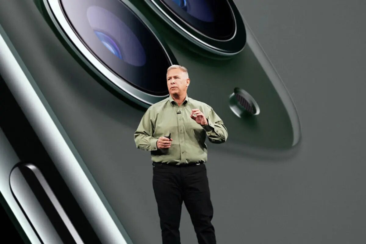 درگیری اپل با رئیس سابق اپاستور!