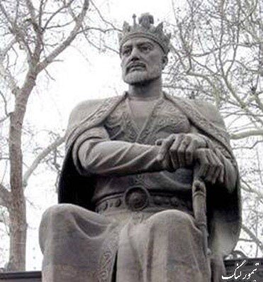 آیا تیمور لنگ را حین دزدی یا در جنگ زدند که لنگ شد؟