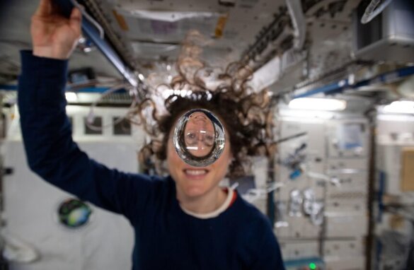 ناسا چطور آب ایستگاه فضایی را تامین میکند؟/ تبدیل ادرار، رطوبت و عرق به آب آشامیدنی