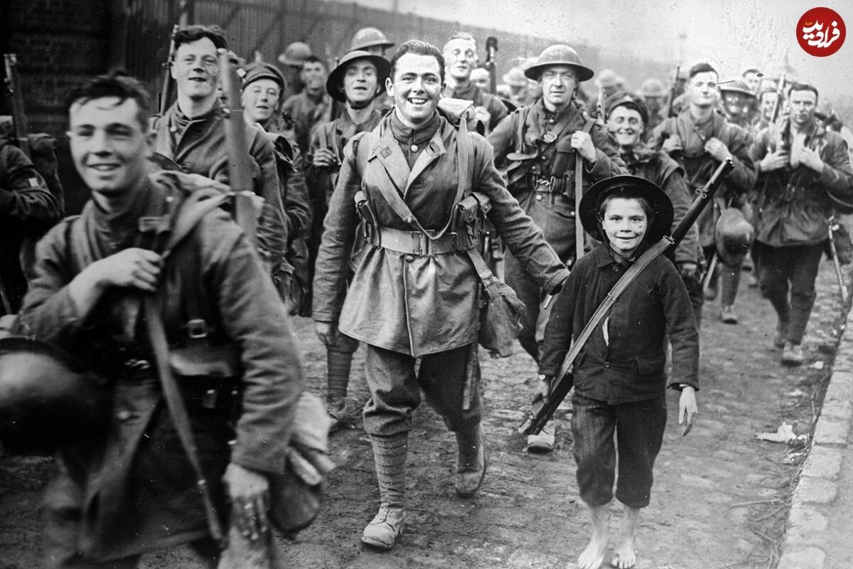 عکس هایی از سربازان اشغالگر روسیه در شهر قزوین؛ سال ۱۳۲۰