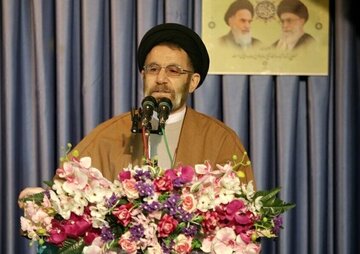 نماینده ولی فقیه در لرستان: اجاره مسکن رنج های فراوانی برای مردم ایجاد کرده است