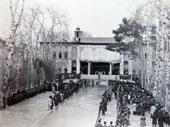 «نحر شتر» در عید قربان؛ مراسم خاص دربار قاجار / جانشین شاه ترسو در مراسم قربانی که بود؟