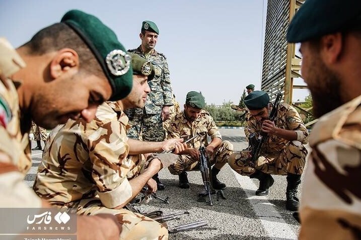 تصاویر خاص نیروهای ویژه ارتش در حال انجام آموزشهای نظامی