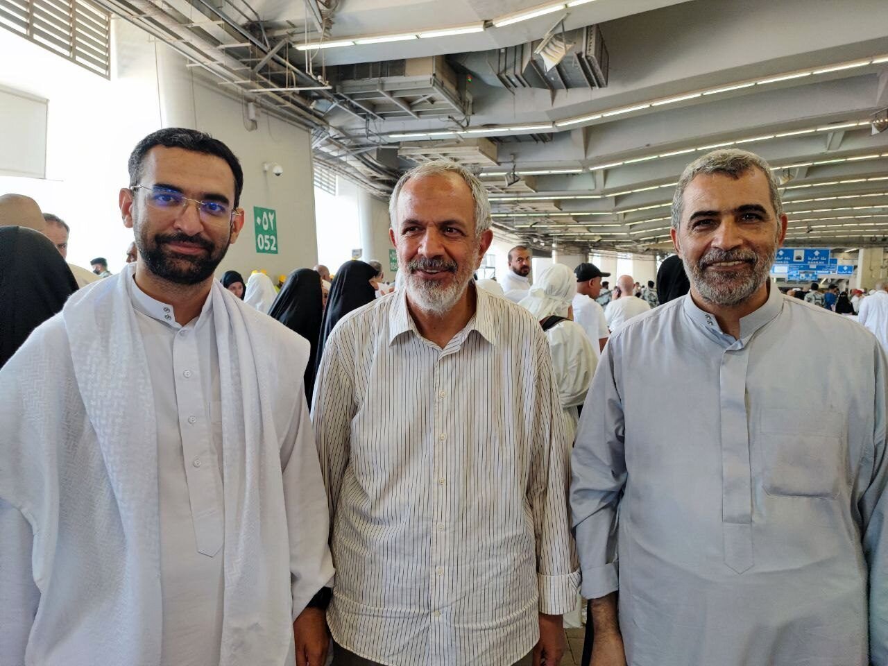 عکس جالب از پوشش متفاوت وزیر جوان روحانی در عربستان + عکس