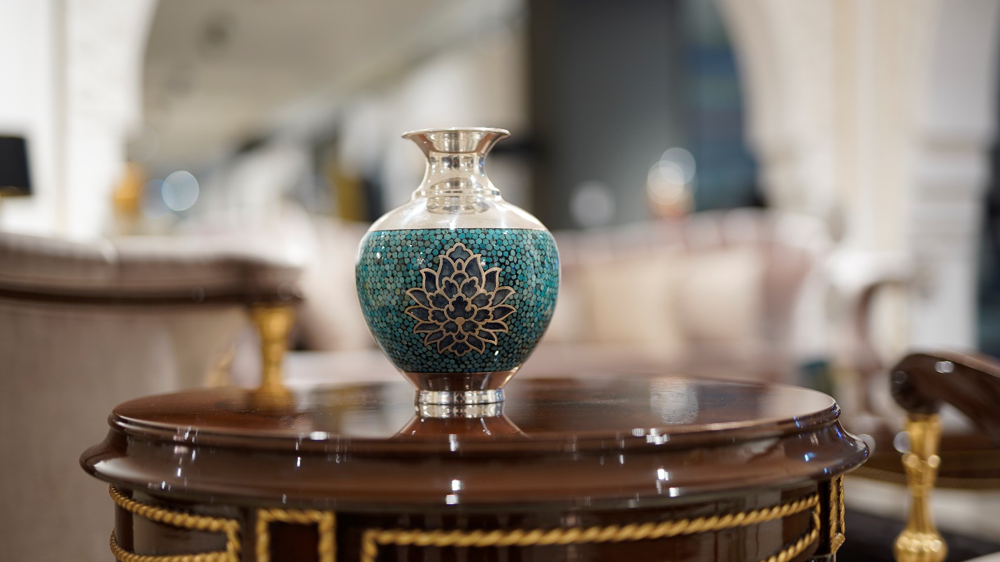 افتخاری دیگر برای صنایعدستی آقاجانی؛ ترکیب لوکس و دکوراتیو نقره و فیروزه