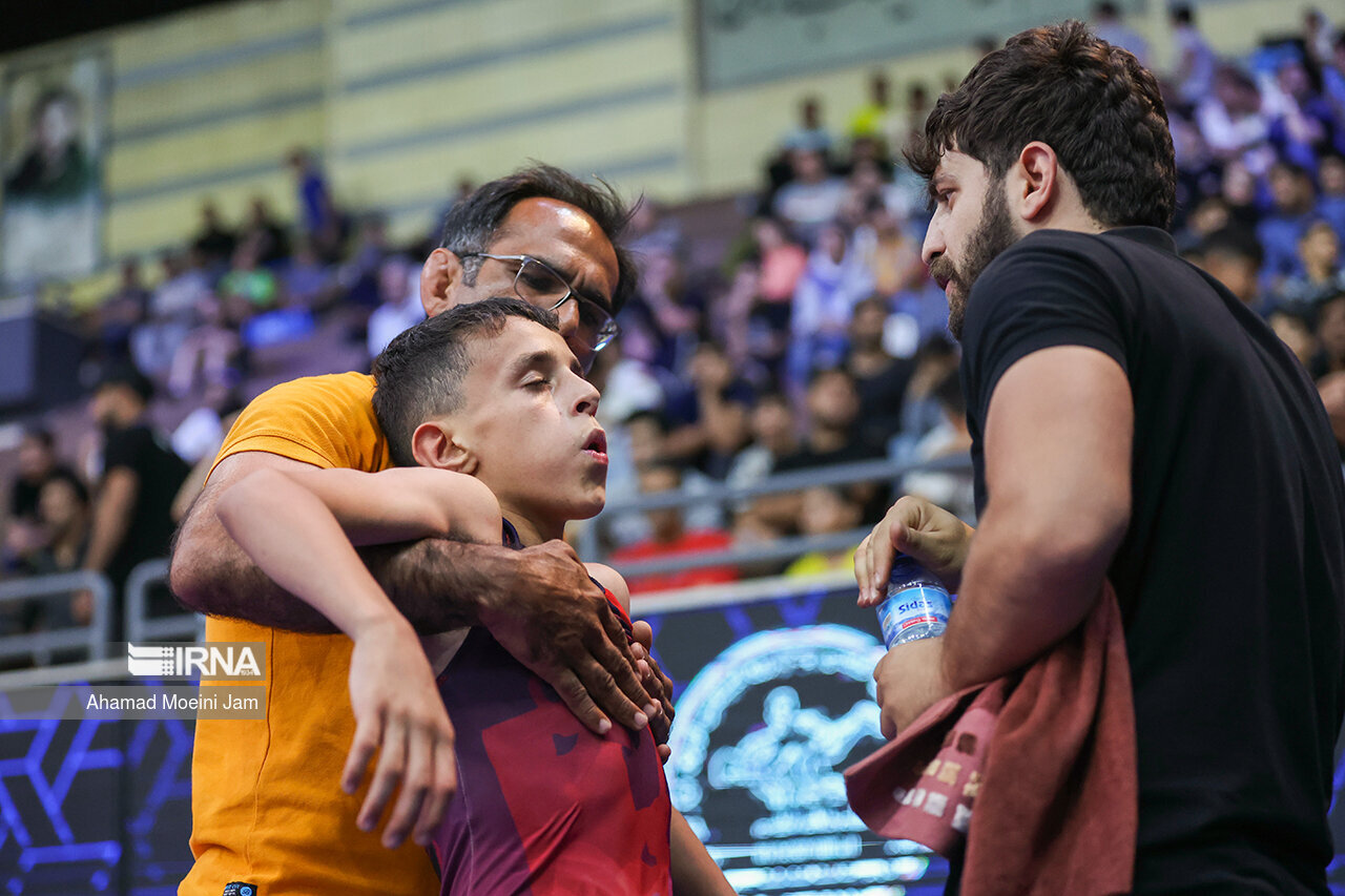 کشتی پهلوانک ها