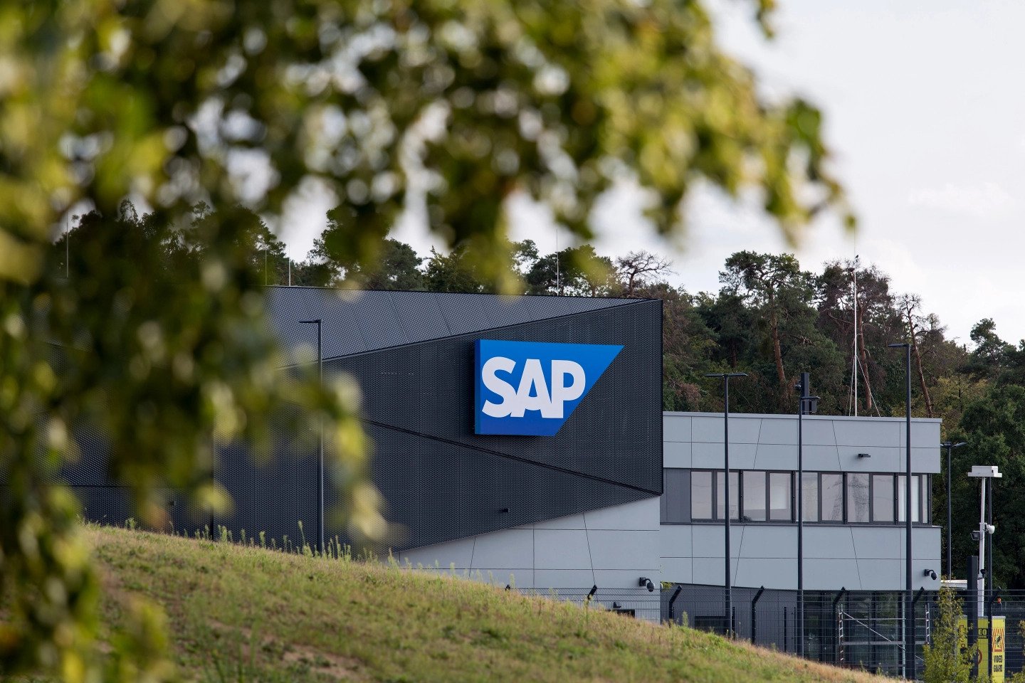 معرفی شرکت SAP؛ SAP  چیست؟
