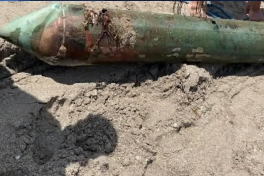 کشف یک شئ مرموز در سواحل فلوریدا/ عکس