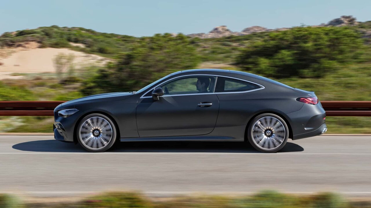 تلفیق چند مدل خودرو در جدیدترین محصول مرسدسبنز/عکس