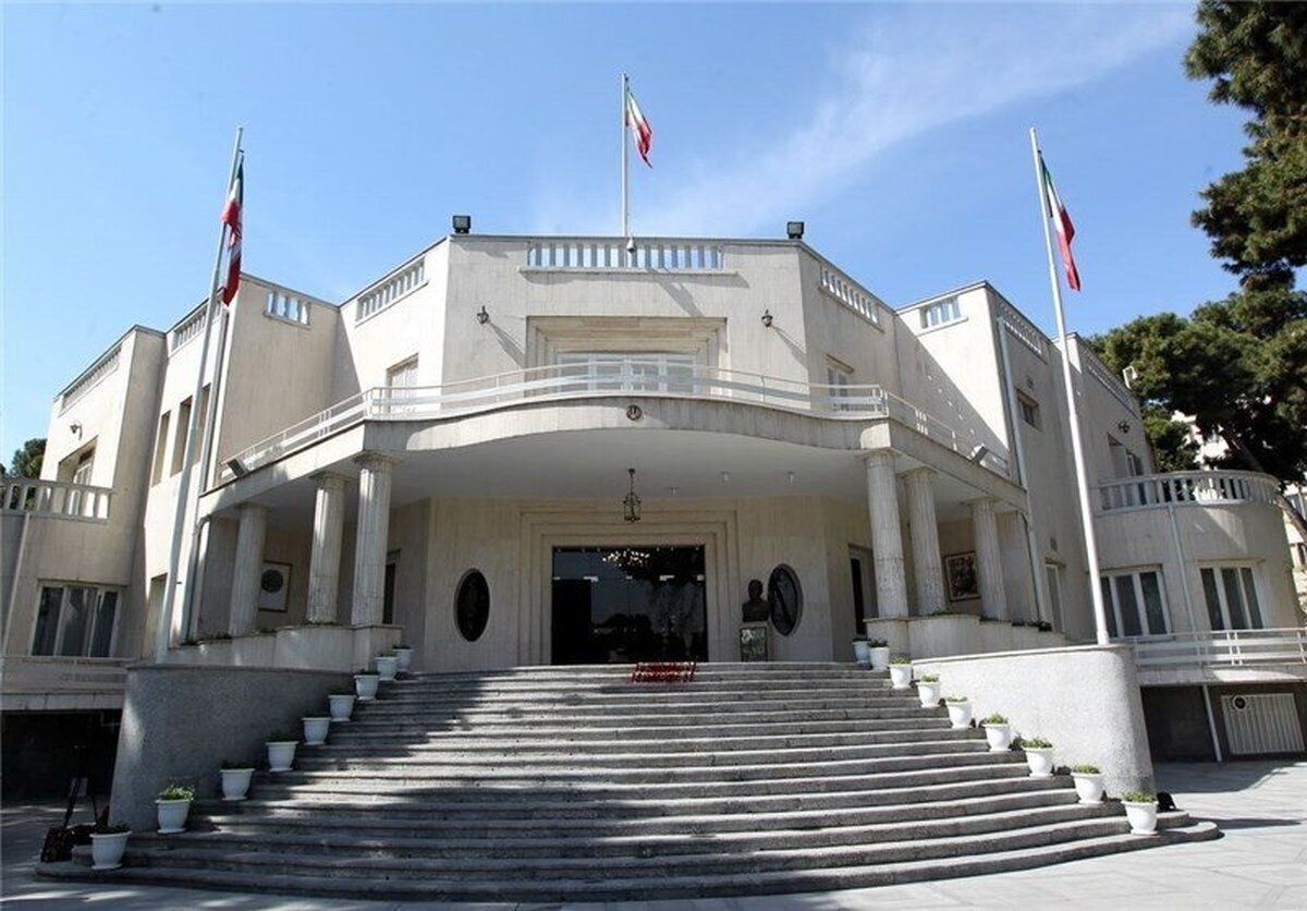 تاجیک: نقاد نمیخواهند، توجیهگر میخواهند / ماموریت مرکز بررسی استراتژیک هشدار علیه بیراهه رفتن قدرت بود