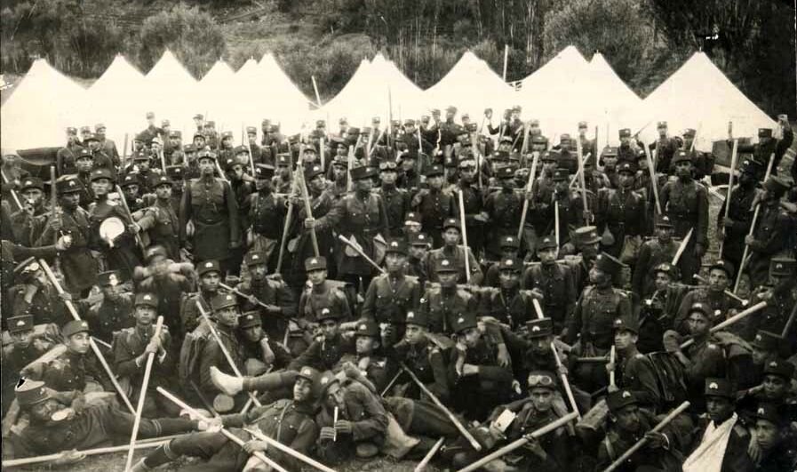 سربازان ایرانی در دوره قاجار/ +عکس های دیدنی