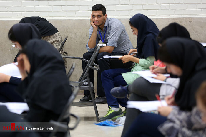 زنان ۶۱درصد پذیرفته‌شدگان کنکور؛تحصیل تنها امکان موجود برای غلبه بر نابرابری‌های جنسیتی/ «آنچه که برای زنان تجویز می‌شود خانه‌داری است»