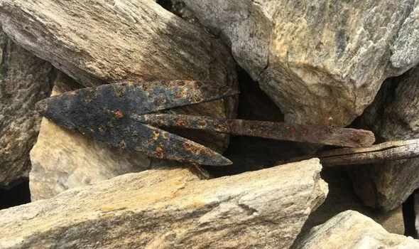 سلاحها ۱۷۰۰ ساله پیش این شکلی بودند!/ عکس