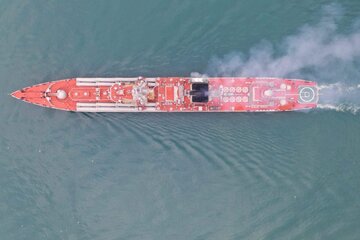 هزار خودرو در یک کشتی هلندی سوخت/ یک نفر کشته و ۱۶ تن زخمی شدند