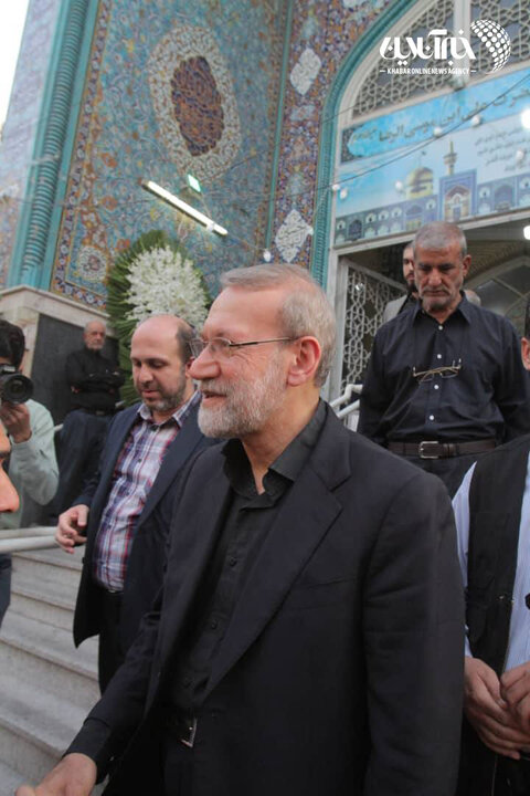 حضور دکتر علی لاریجانی در مراسم ختم صبیه مرحوم حاج مجتبی تهرانی
