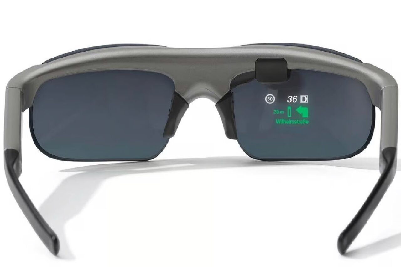 بیامو از عینک هوشمند خود رونمایی کرد / عکس