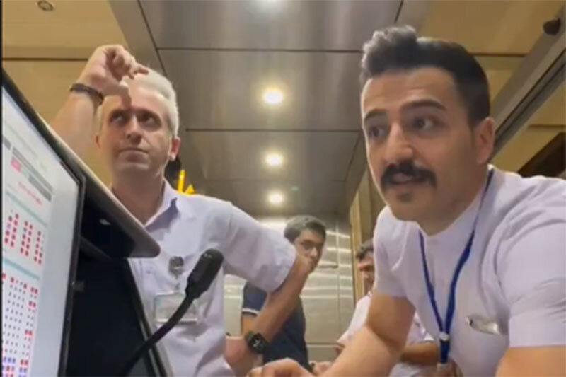 ببینید | ویدیوی جدید از گوینده خبرساز فرودگاه بعد از تقلید صدای زن؛ حلالیت‌طلبی با بوی خداحافظی؟