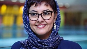 عکس | سلفی آناهیتا همتی و همسرش بر سر مزار خواننده مشهور