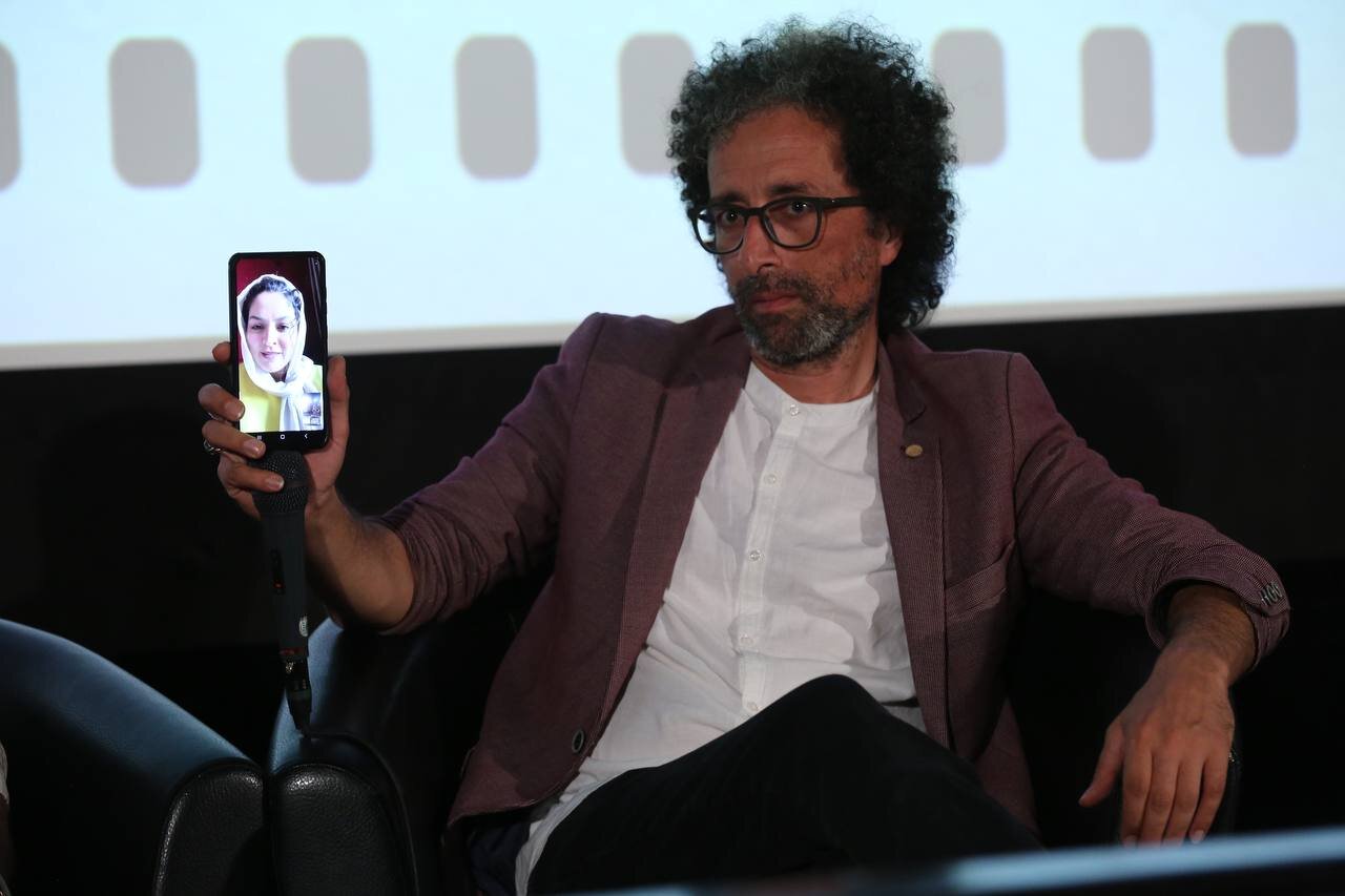 جشن طلاق در جامعه باب شد، تصمیم گرفتم فیلمی در نکوهش طلاق بسازم/طرفدار سینمای انسانی هستم