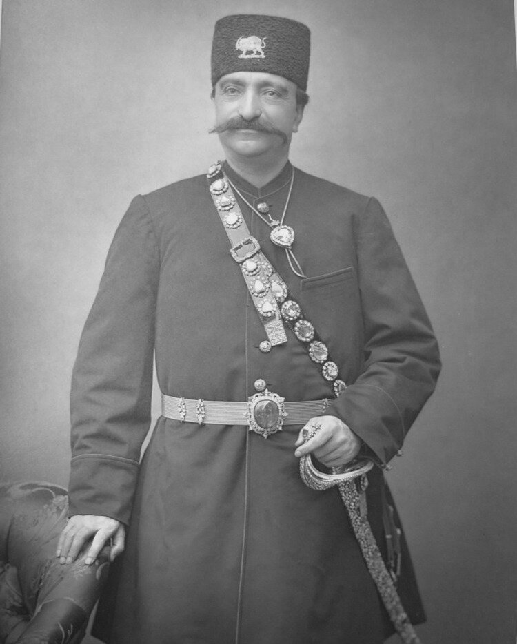 ناصرالدین ‌شاه در آتلیه عکاسان لندن
