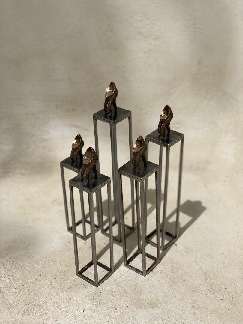 نمایشگاه گروهی ۲۲ هنرمند معاصر مجسمه ساز و نقاش در گالری خانه کرگدن