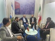 بازدید سفیر ایران در کنیا از غرفه پتروشیمی امیرکبیر