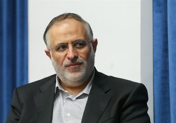 عکس | اسکورت سنگین و پرتعداد استاندار قزوین برای بازدید از یک طرح!