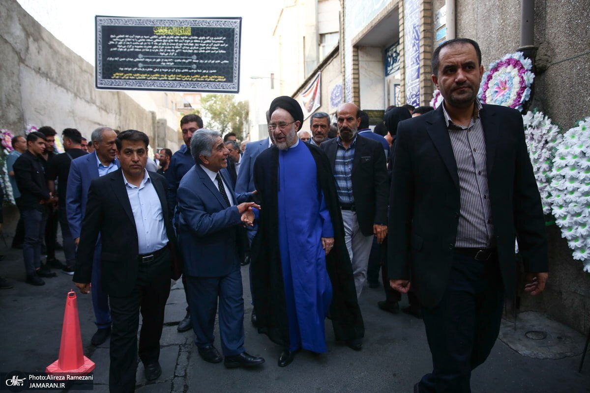 حضور سید محمد خاتمی در مراسم ختم مادر احمد مسجدجامعی 4