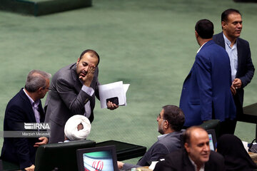 «فرصت باقلوایی» برای بررسی صلاحیت کاندیداها / نتیجه دو مرحله ای شدن ثبت نام کاندیداهای انتخابات مجلس چیست «فرصت باقلوایی» برای بررسی صلاحیت کاندیداها / نتیجه دو مرحله ای شدن ثبت نام کاندیداهای انتخابات مجلس چیست