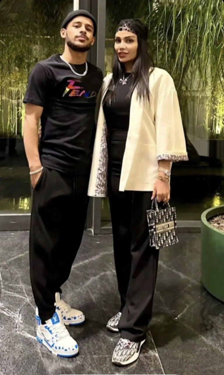 عکس | استایل جدید مهدی قایدی در کنار همسرش