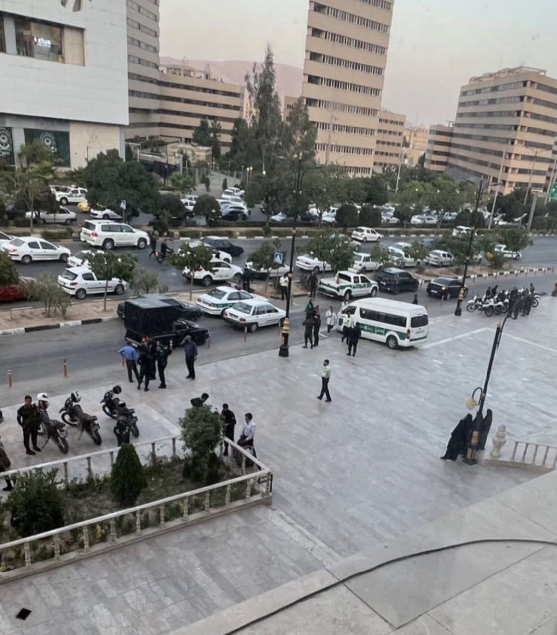 تصویری از گشت ارشاد در شیراز که پربازدید شد