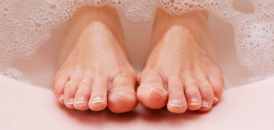 « حمام پا » چه بلایی سر خواب شبانه میآورد؟