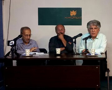 روزنامهنگاری در «پرسشهای استاتیک» متوقف شده است / «شبه پرسشگری» ما را به نقد و گفتگو نمیرساند / تغییر جامعه با «پرسشهای بنیادین» روزنامهنگاران