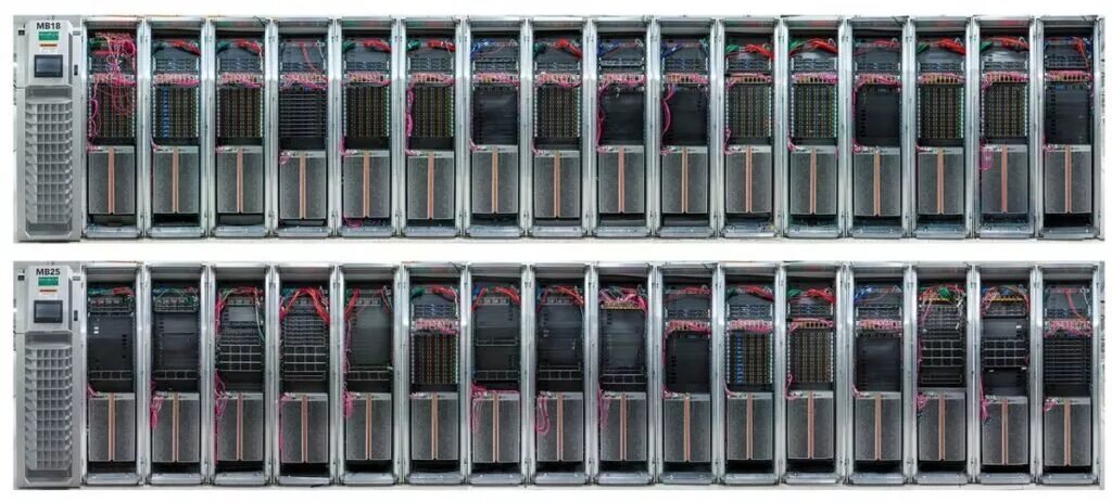 رونمایی از  سریعترین ابرکامپیوتر دنیا در امارات/ عکس