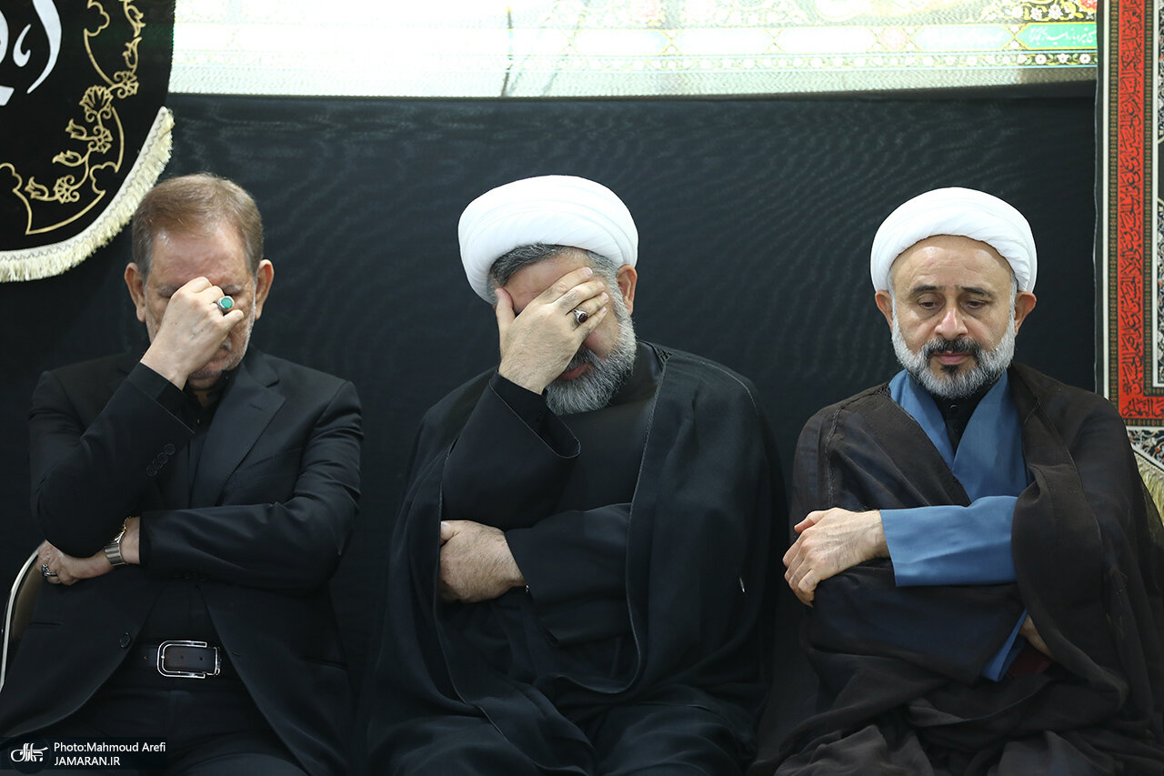 عکس هایی دیدنی  از حسن روحانی، جهانگیری، واعظی و ... در یک مراسم خاص